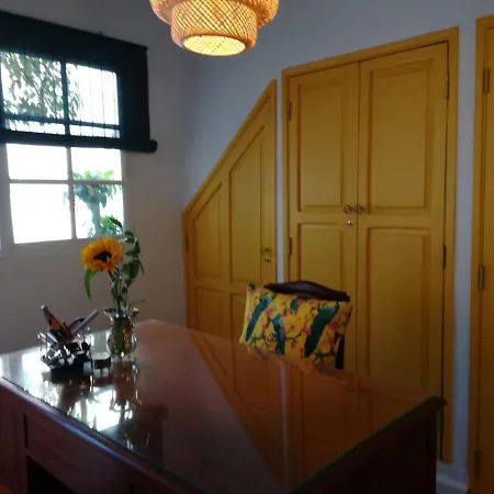 Casa Guadalupe Y Roque * Santa Cruz de Tenerife