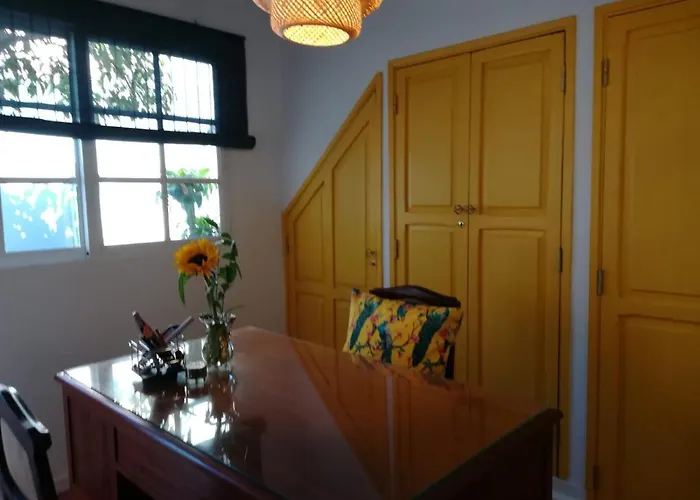 Casa Guadalupe Y Roque * Santa Cruz de Tenerife